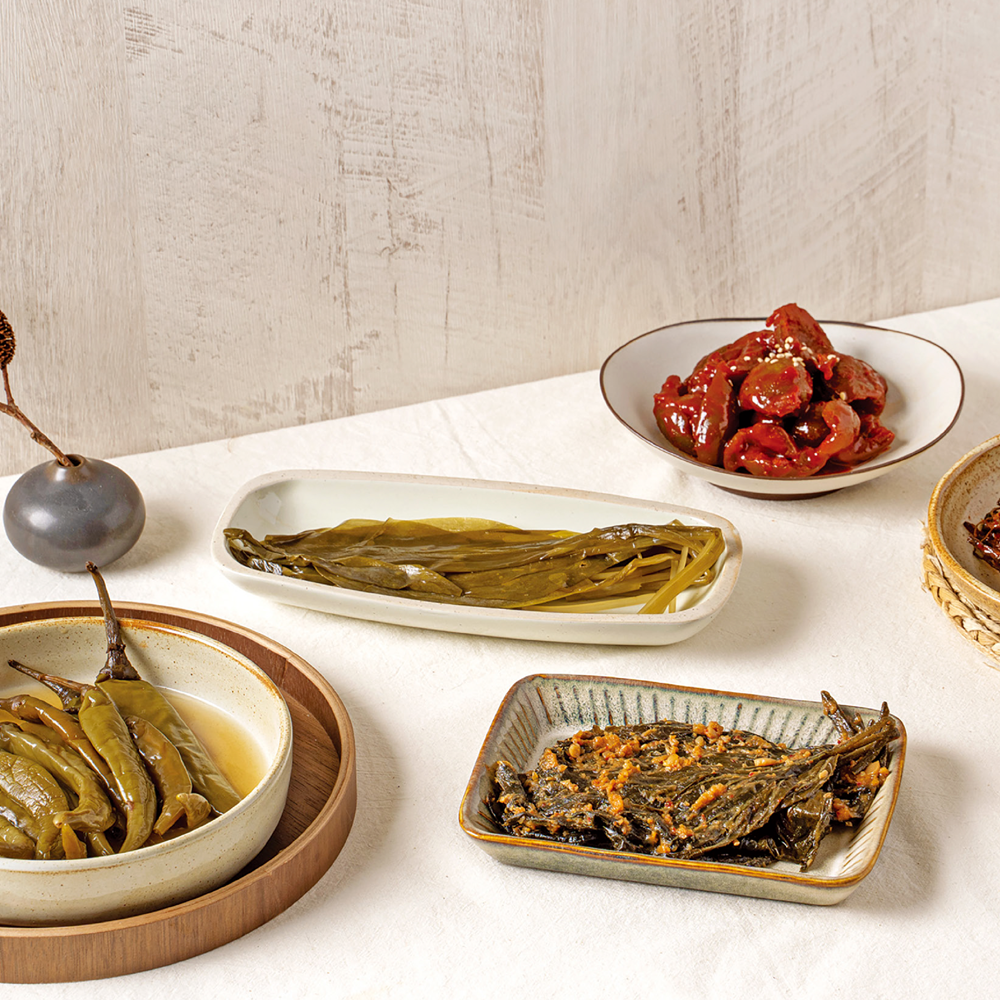 [Master Jun] Seasoned perilla leaves in soy | K-Food, Salted food, Sea food, Korea food, Salted fish, Korea sauce