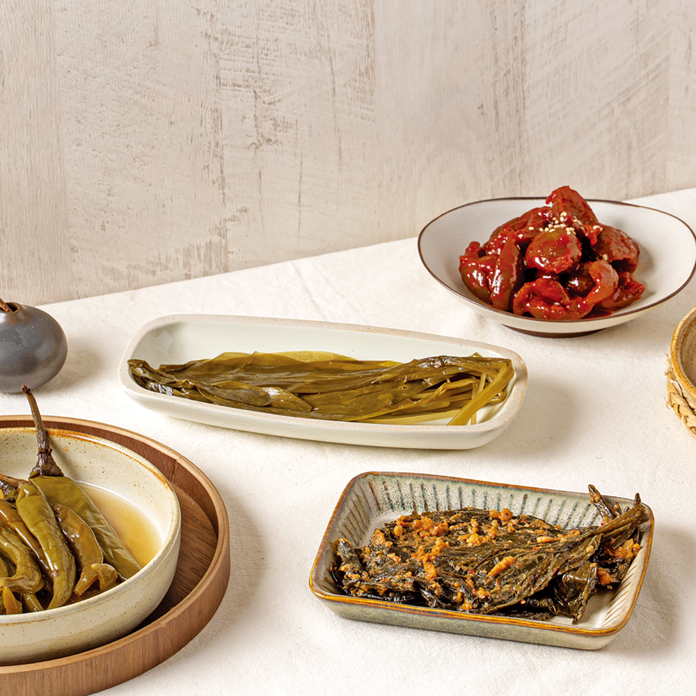 [Master Jun] Seasoned red pepper kimchi | K-Food, Salted food, Sea food, Korea food, Salted fish, Korea sauce