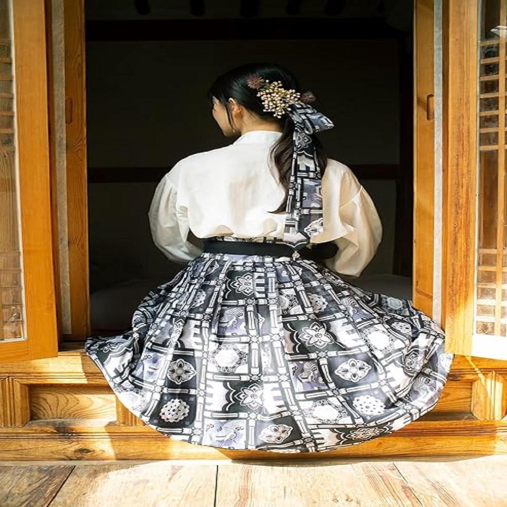 LEESLE Korean Traditional Hanbok HairBand Daenggi Scarf Hair Ribbon Accessroy(47.24in x 2.36in) (VER | Joyful Hanbok Fusion, Tradition-Inspired Fashion, Longevity in Style, Innovative Cultural Expression, Timeless Novelty, Distinctive Dancheong Pattern, Luxurious Logo Charm, Harmonious Heritage, Cultural Journey, Contemporary Sophistication